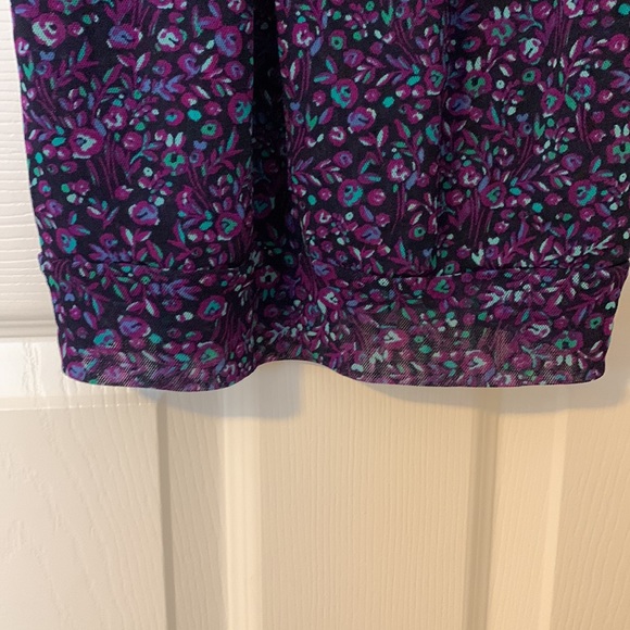 Express Tank Top with Ruffle Detail - Picture 5 of 10